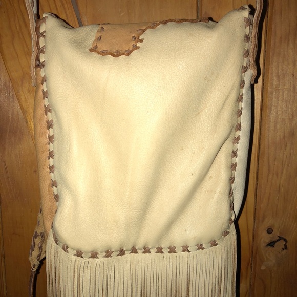 Sold! Handmade, Deer Hide, Crossbody Purse - Picture 5 of 8